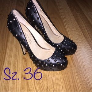 Women’s Studded Heels